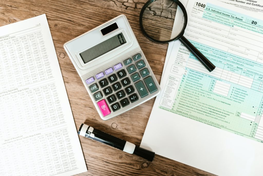 budget sheet and calculator